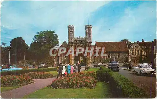 Cartes postales moderne Canterbury St Augustines Gate and College