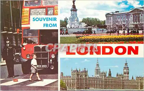 Cartes postales moderne Souvenir from London Policeman on Traffic Duty Buckingham Palace Houses of Parliament