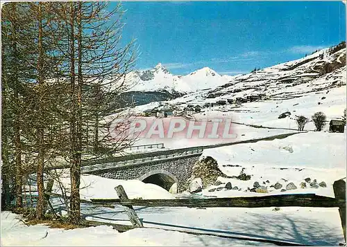 Cartes postales moderne Molines en Queyras (Hautes Alpes) Altitude 1800 metres vue Generale et le Pont des Marrou