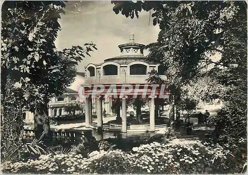 Cartes postales moderne Royat (P de D) Source Eugene de l'Etablissement Thermal