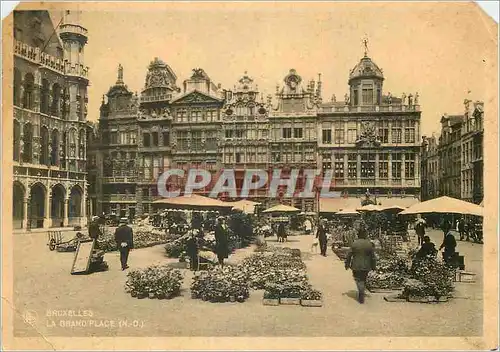 Cartes postales moderne Bruxelles La Grande Place (N D)