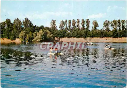 Moderne Karte Le Quesnoy (Nord) L'Etang du Pont Rouge Les Pedalos