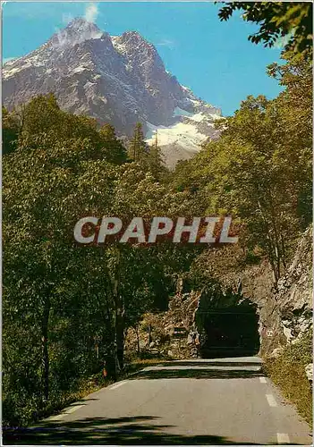 Cartes postales moderne Massif de l'Oisans Tunnel des Claux et le Pelvoux ( 3948 m)