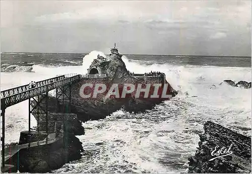 Cartes postales moderne Biarritz Le Rocher de la Vierge par Gros Temps