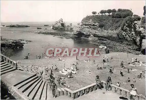 Cartes postales moderne Biarritz (Basses Pyrenees) La Plage du Port Vieux et le Rocher de la Vierge