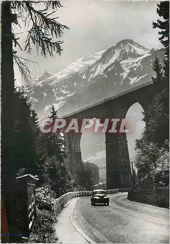 Cartes postales moderne Massif du Mont Blanc Viaduc de Sainte Marie et Mont Blanc (4807 m) Automobile