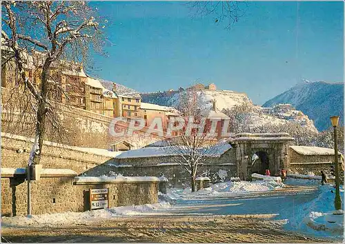 Cartes postales moderne Briancon Htes Alpes 1326 m POrte d'Embrun