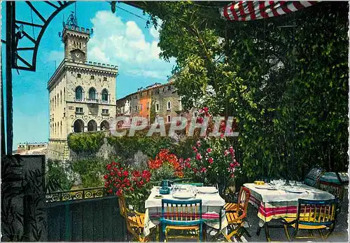 Cartes postales moderne Republica Di S Marino Palais du Gouvernement vu de la Terasse du Restaurant Titano