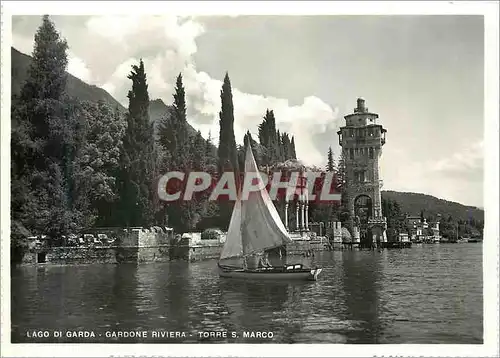 Cartes postales moderne Lago di Garda Gardone Riviera Torre S Marco Bateau