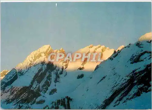 Cartes postales moderne Le Massif des Aravis (Haute Savoie) Dans la Chaine des Aravis Etablissement de la Cime du Grand