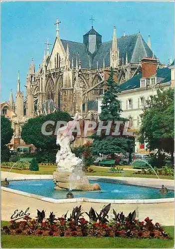 Cartes postales moderne Troyes (Aube) Capitale de la Champagne Le jardin de la prefecture avec le Papt groupe en marbe d