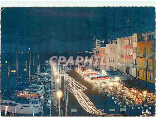 Cartes postales moderne La Cote des Maures Saint Tropez la nuit Le port et le quai Jean Jaures au loin les lumieres de S