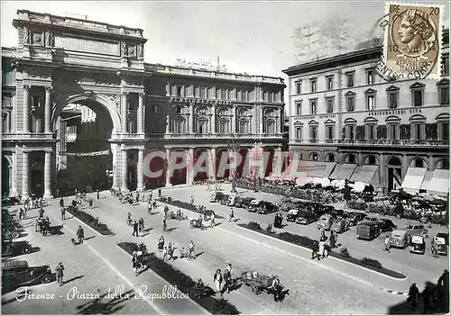 Cartes postales moderne Florence Place de la Republique