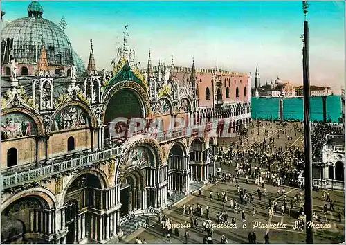 Cartes postales moderne Venezia Basilique et Petite Place St Marco