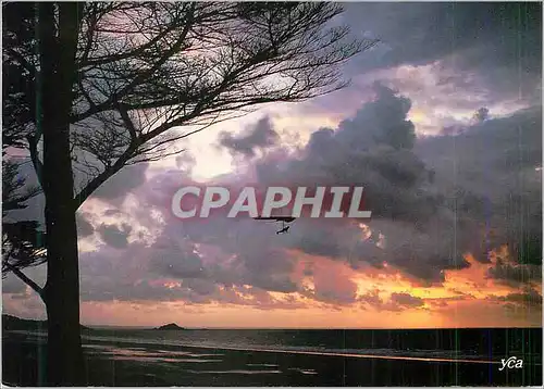 Moderne Karte La Bretagne Pittoresque Delta plane au soleil Couchant