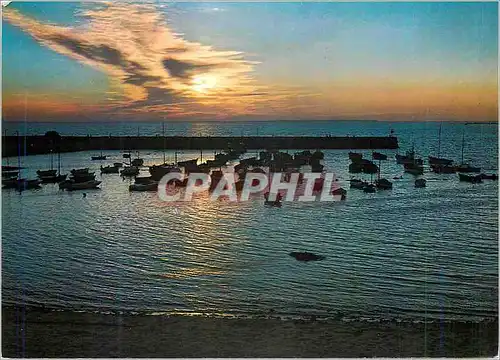 Cartes postales moderne Heure du Crepuscule ou tout devient mystere La Pointe de Trevignon en Tregune La Bretagne Pittor