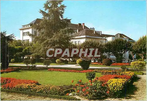 Cartes postales moderne La Correze Pittoreque Brive la Gaillarde  La poste et le jardin public