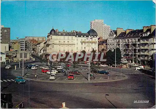 Cartes postales moderne Rennes (IIIE et Vilaine) La place de la Gare