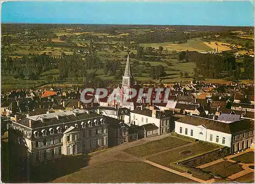 Cartes postales moderne Le Grand Luce (Sarthe) Le Chateau et vue generale