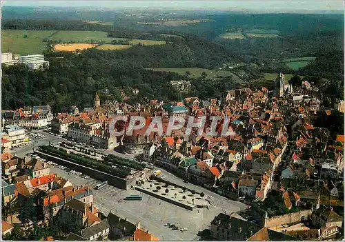 Ansichtskarte AK Avallon (Yonne) Vue generale aerienne Au premier plan la promenade des Terreaux Les Merveilles d