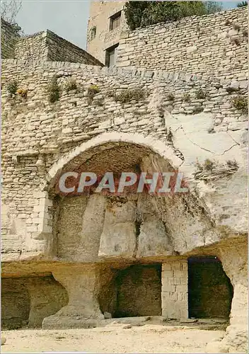 Ansichtskarte AK Gordes Vaucluse Citerne medievale dans le rocher