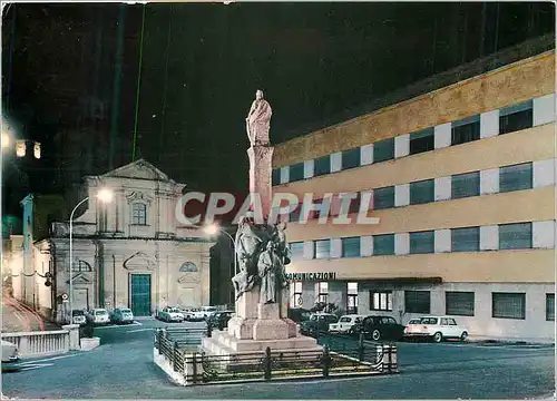 Cartes postales moderne Frosinone Place de la Liberte Monument Nicolas Ricciotti