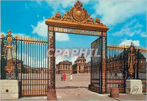 Cartes postales moderne Versailles et ses merveilles grille d entree du chateau place d armes