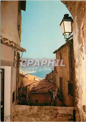 Cartes postales moderne Menton vieille rue echappee sur l italie