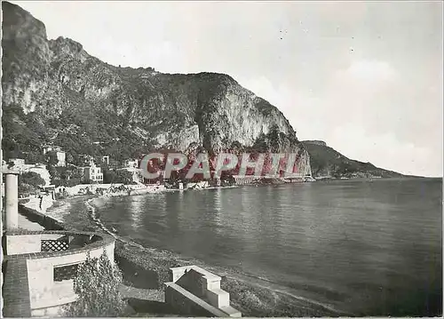Cartes postales moderne Beaulieu sur mer la plage et le cap roux