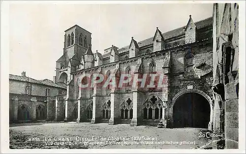 Cartes postales moderne La chaise dieu eglise abbatiale (xiv siecle) vue de la cour interieure du cloitre