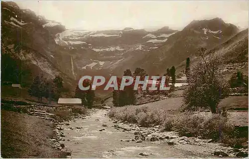 Cartes postales moderne Gavarnie le gave et le cirque