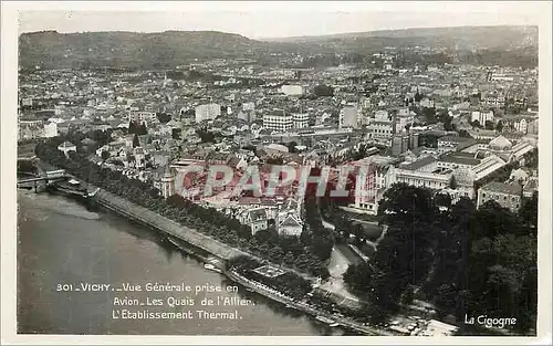 Cartes postales moderne Vichy vue generale prise en avion les quais de l allier l etablissement thermal