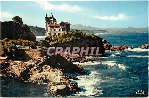 Cartes postales moderne Biarritz villa belza au fond la rhune et l espagne