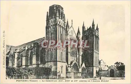 Cartes postales Poitiers(vienne) la cathedrale(xii xiii et xv siecles) et l ancien eveche