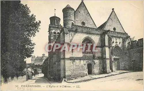 Cartes postales Pierrefonds l eglise et le chateau