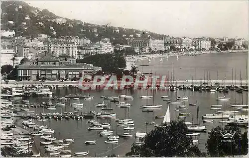 Moderne Karte Cannes Vue generale prise du Suquet Bateaux