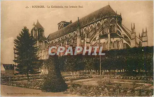 Ansichtskarte AK Bourges La Cathedrale vue laterale Sud