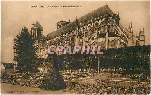 Cartes postales Bourges La Cathedrale vue laterale Sud