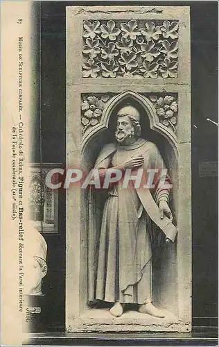Cartes postales Musee de Sculpture Comparee Cathedrale de Reims Figure Bas relief Jecorant la Paroi interieure d