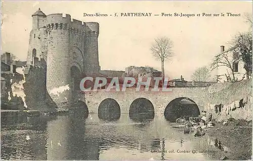 Ansichtskarte AK Deux Sevres Parthenay Porte St Jacques et Pont sur le Thouet