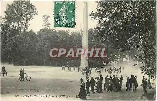 Cartes postales Fontainebleau L Obelisque Velo Cycle