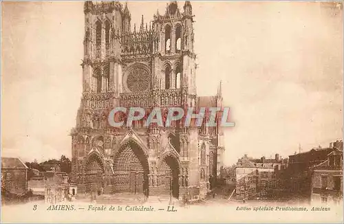 Cartes postales Amiens Facade de la Cathedrale Editions speciale Prudhomme Amiens