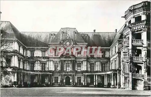 Cartes postales moderne Le Chateau de Blois L Aile Gaston d Orleans et le Grand Escalier