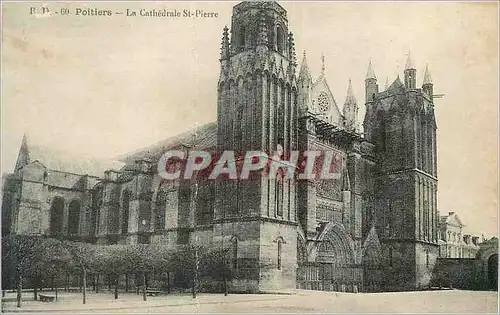 Ansichtskarte AK Poitiers La Cathedrale St Pierre