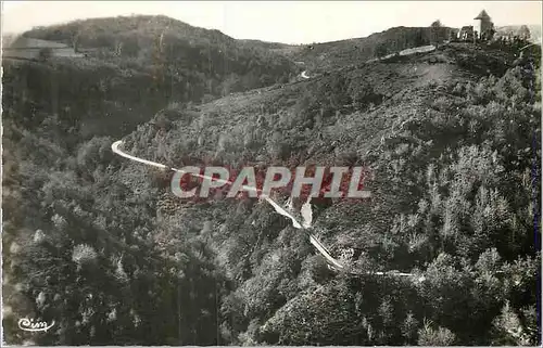 Cartes postales moderne Chaudes Aigues Cantal La Route de Laguioie Le Chateau de Couffour et le Rocher de Gibraltar