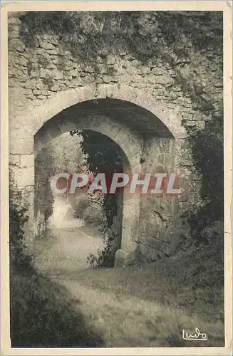 Ansichtskarte AK Sous le ciel de France Provins Les Remparts xii xiii Poterne Faneron