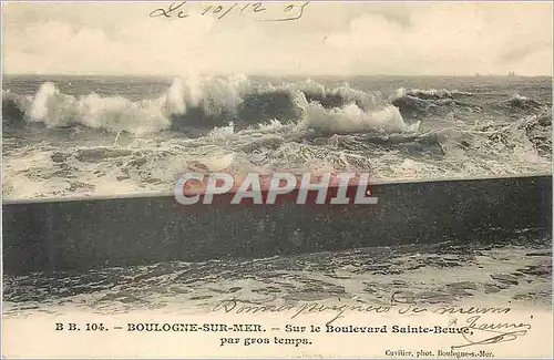 Cartes postales Boulogne sur Mer Sur le Boulevard Sainte Beaure par gros temps