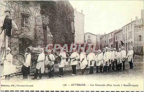 Cartes postales moderne Auvergne Les Cornards Fete locale a Sauxillanges Folklore