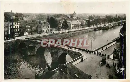 Cartes postales moderne Laval Mayenne Le Vieux Pont sur la Mayenne