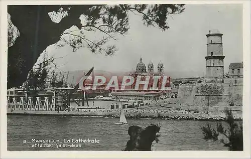 Cartes postales moderne Marseille La Cathedrale et le Port Saint Jean